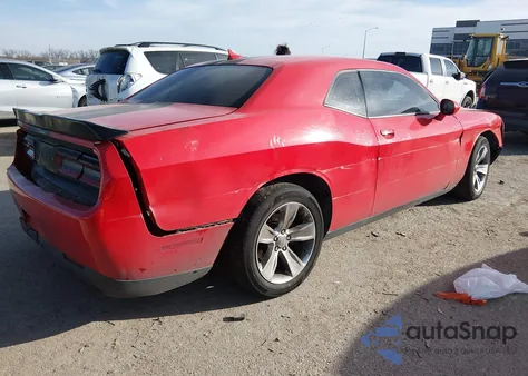 2015 Dodge Challenger Sxt z USA, uszkodzony, nr VIN 2C3CDZAG3FH717843